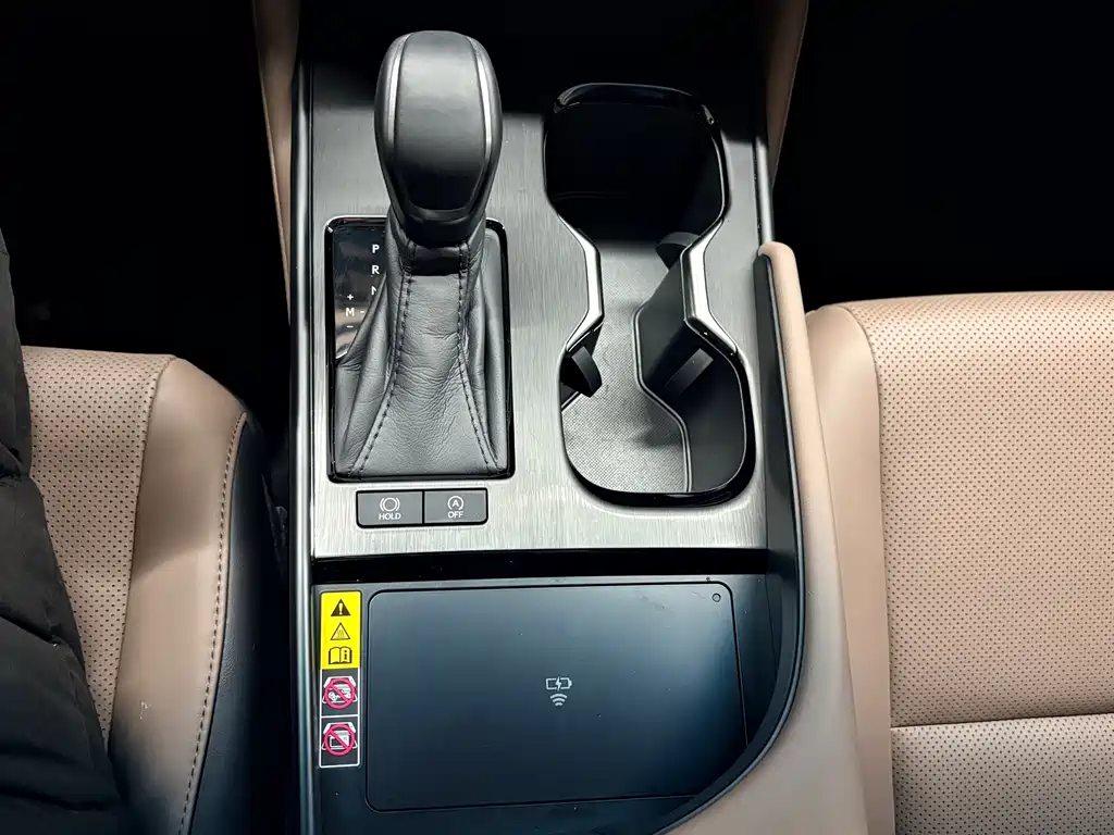 Lexus ES 2025 200 Premium Edition купить на сайте DeffCars