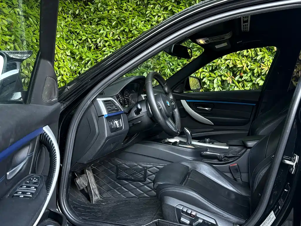 BMW 3 Series 2018 320i M Sports Package купить на сайте DeffCars