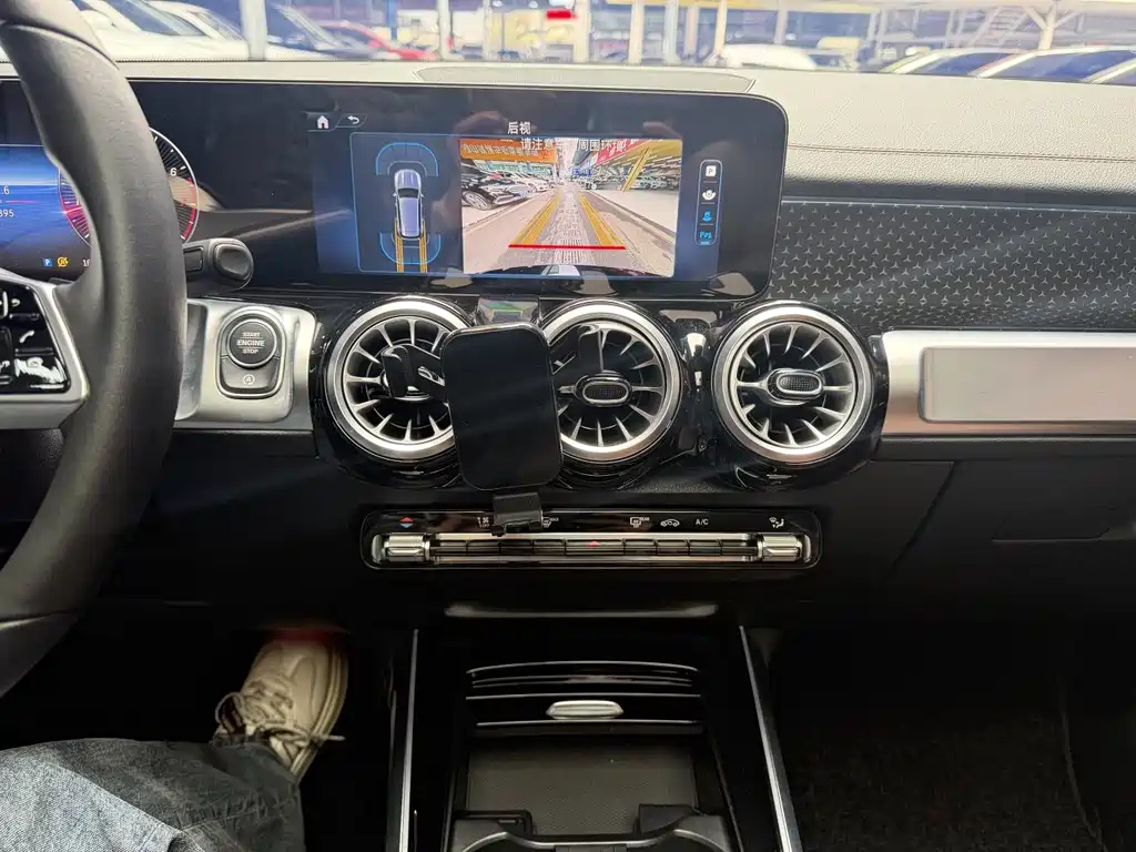 Mercedes-Benz GLB 2024 facelift GLB 220 dynamic version купить на сайте DeffCars