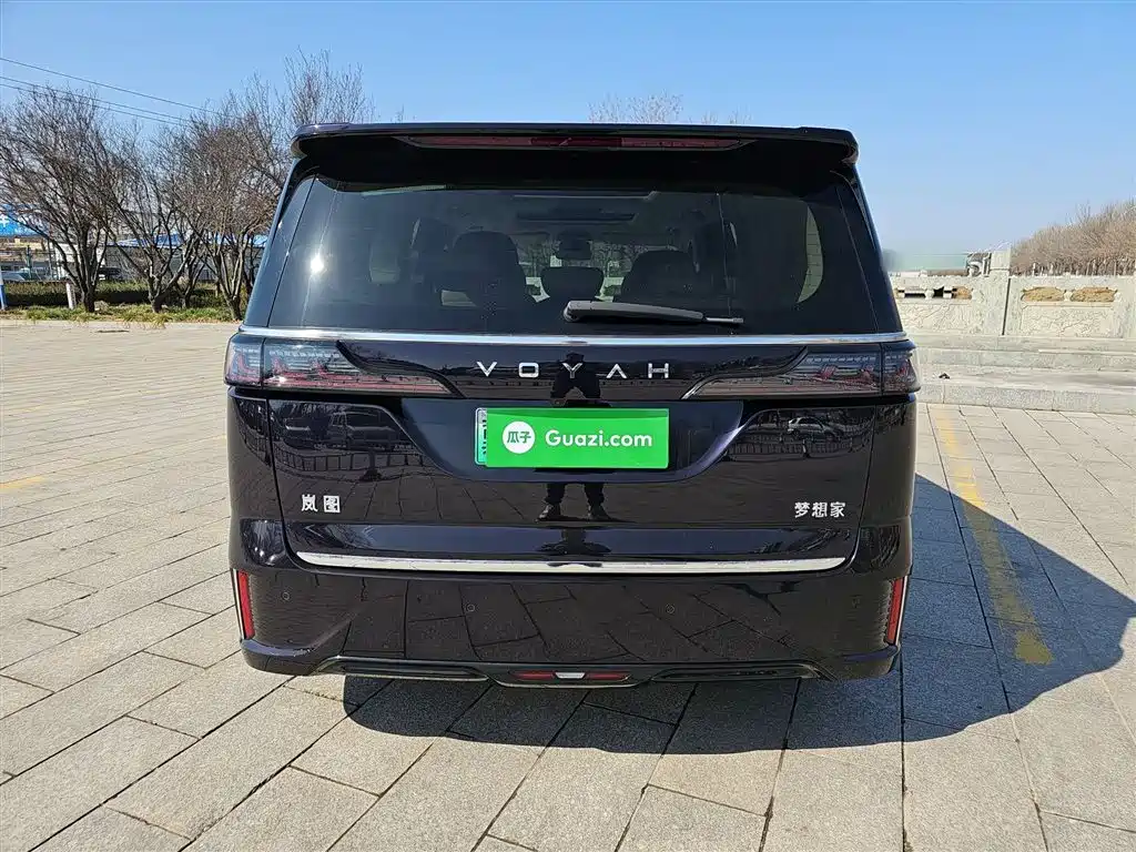 Lantu Dreamer 2024 PHEV ultra-long battery life flagship version купить на сайте DeffCars