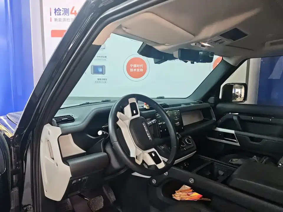 Land Rover Defender 2023 90 3.0T P400 XS купить на сайте DeffCars