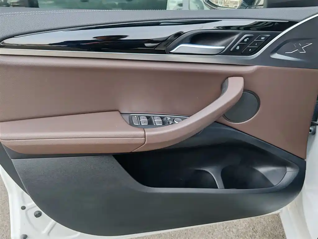 BMW X3 2022 xDrive25i M Sports Package купить на сайте DeffCars