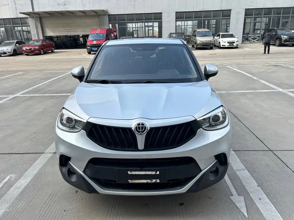 Zhonghua V3 2016 1.5L automatic comfort type купить на сайте DeffCars