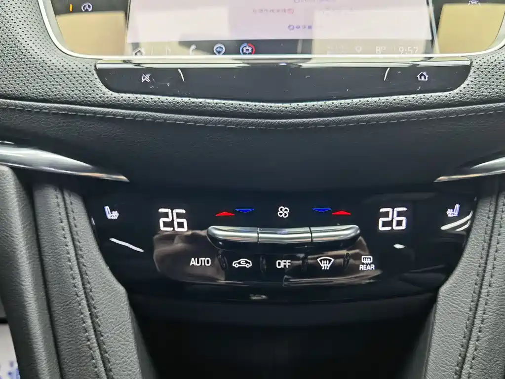 Cadillac XT6 2022 2.0T six-seat four-wheel drive stylish model купить на сайте DeffCars