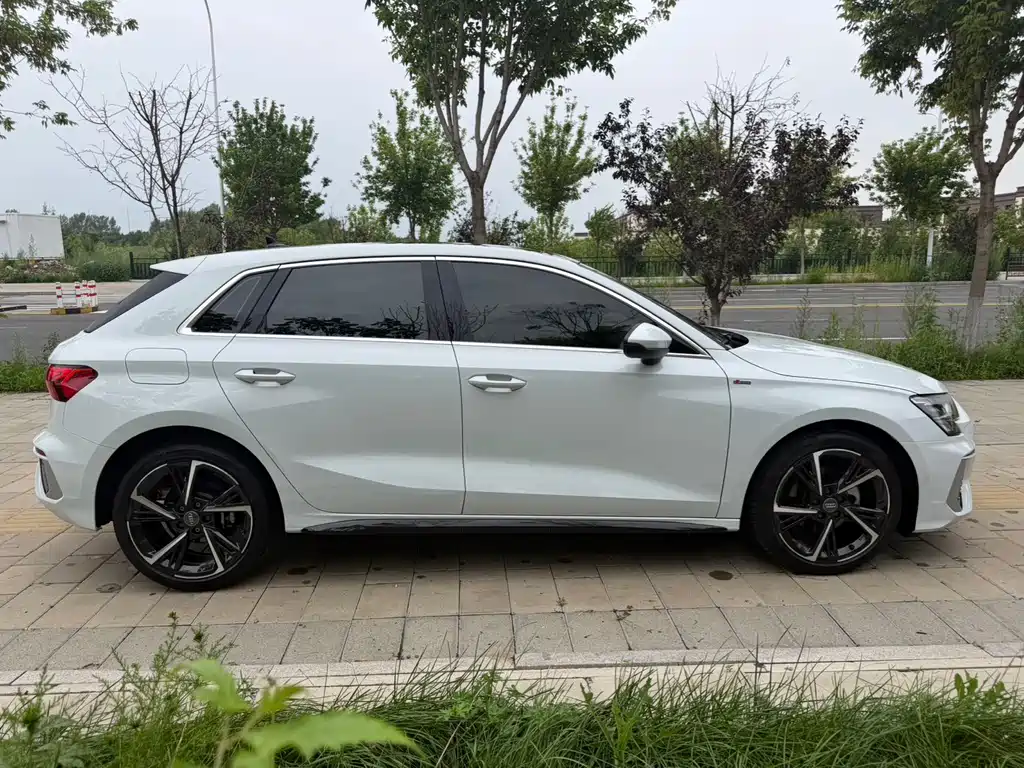 Audi A3 2022 Sportback 35 TFSI stylish and sporty купить на сайте DeffCars