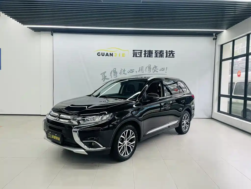 Outlander 2018 2.0L 2WD Jiale Edition 7 seats купить на сайте DeffCars