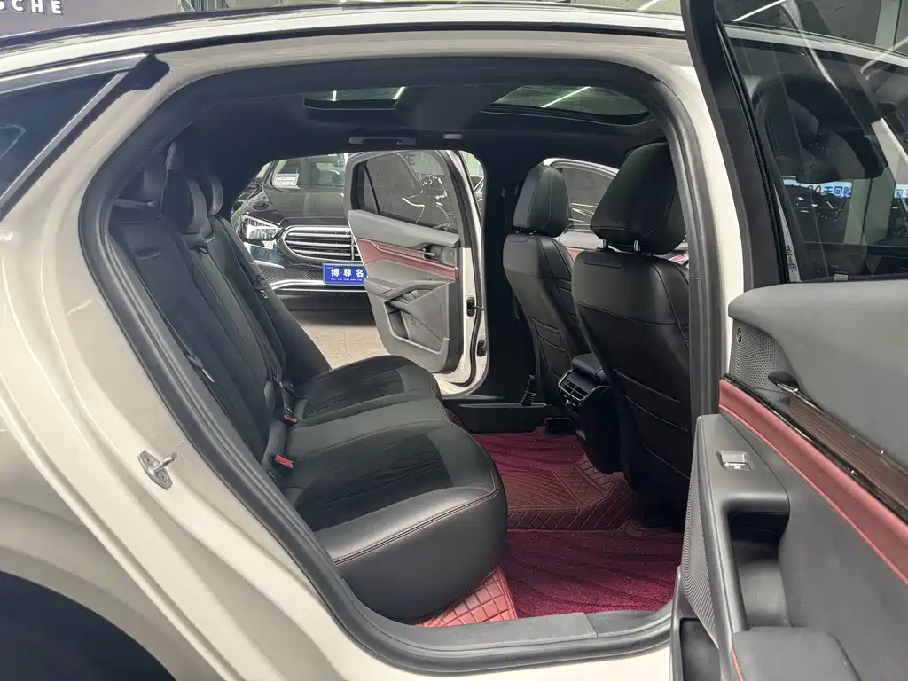Mondeo 2022 facelift EcoBoost 245 Extreme купить на сайте DeffCars