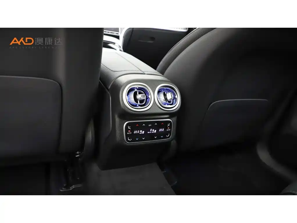Mercedes-Benz GLC300L/2.0T/24 models/4MATIC dynamic 5-seater купить на сайте DeffCars