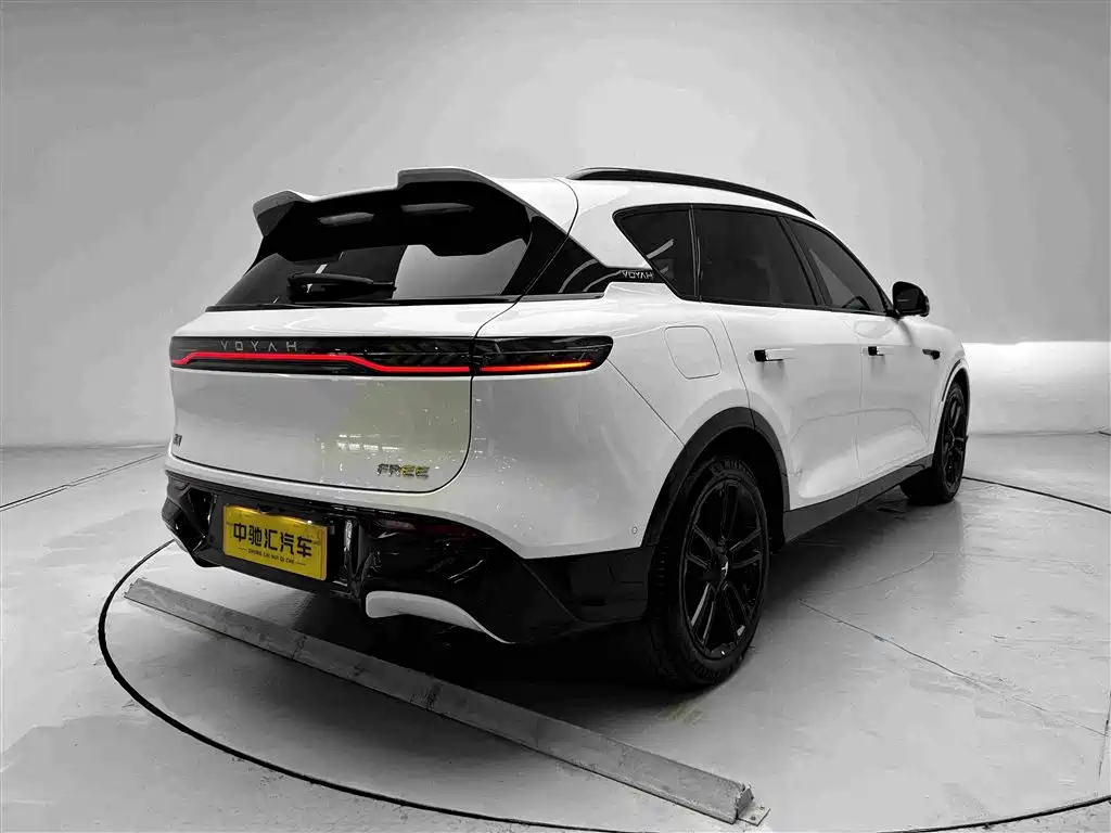 Lantu FREE 2025 318 318km rear wheel drive touring version купить на сайте DeffCars