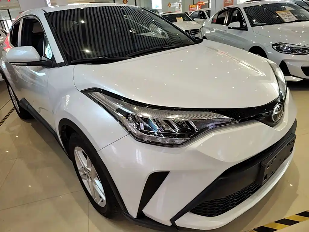 Toyota C-HR 2021 2.0L Comfort Edition купить на сайте DeffCars