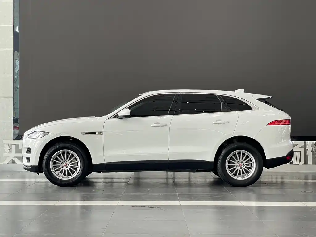 Jaguar F-PACE 2019 2.0T four-wheel drive urban exclusive edition купить на сайте DeffCars