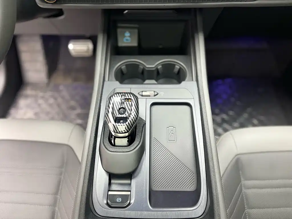 Ruijie 2023 Ruijie L 2.0T EcoBoost four-wheel drive seven-seat supreme model купить на сайте DeffCars