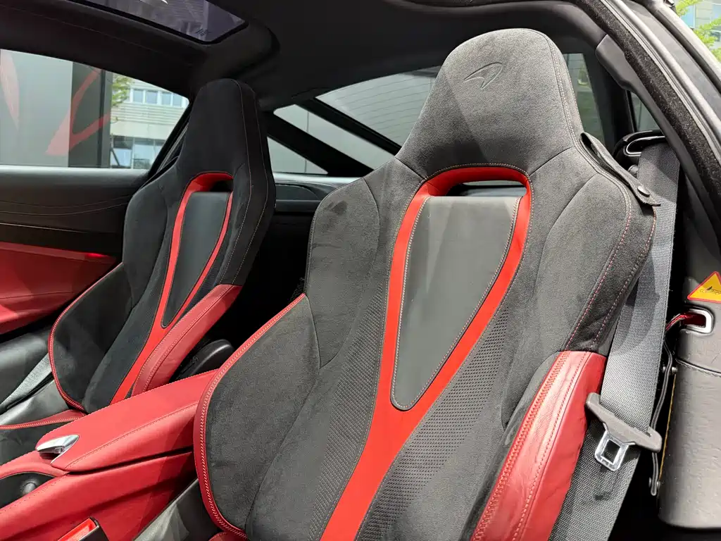 McLaren 720S 2019 4.0T Coupe купить на сайте DeffCars