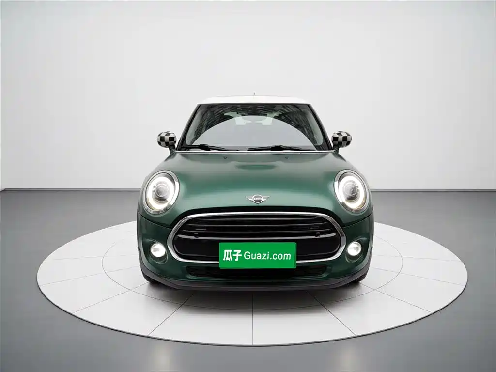 MINI 2021 1.5T COOPER Classic купить на сайте DeffCars