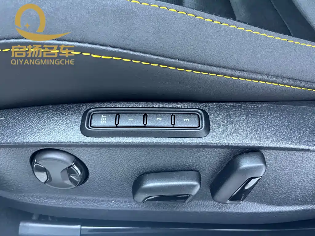FAW-Volkswagen CC 2023 380TSI eye-catching version купить на сайте DeffCars