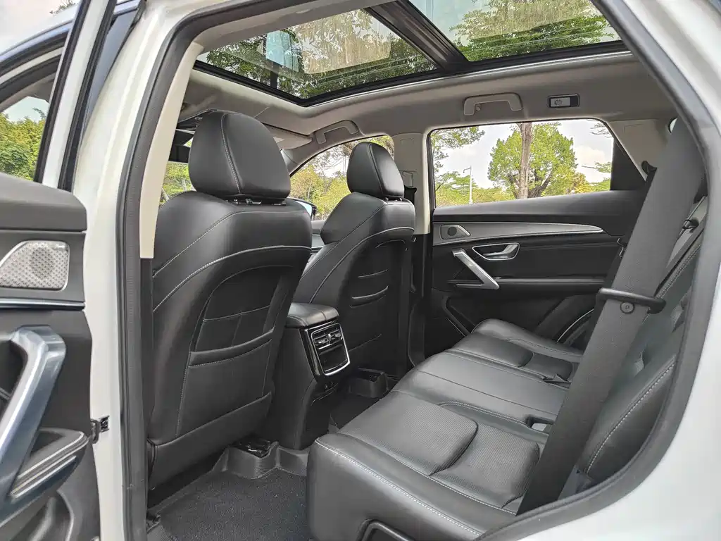 Jietu X70 PLUS 2021 model 1.6T DCT 6 seats купить на сайте DeffCars