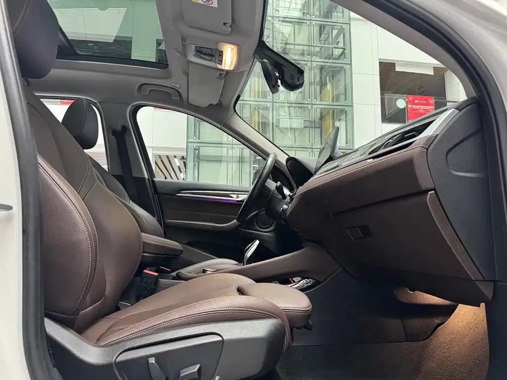 BMW X1 2020 xDrive25Li Exclusive Model купить на сайте DeffCars