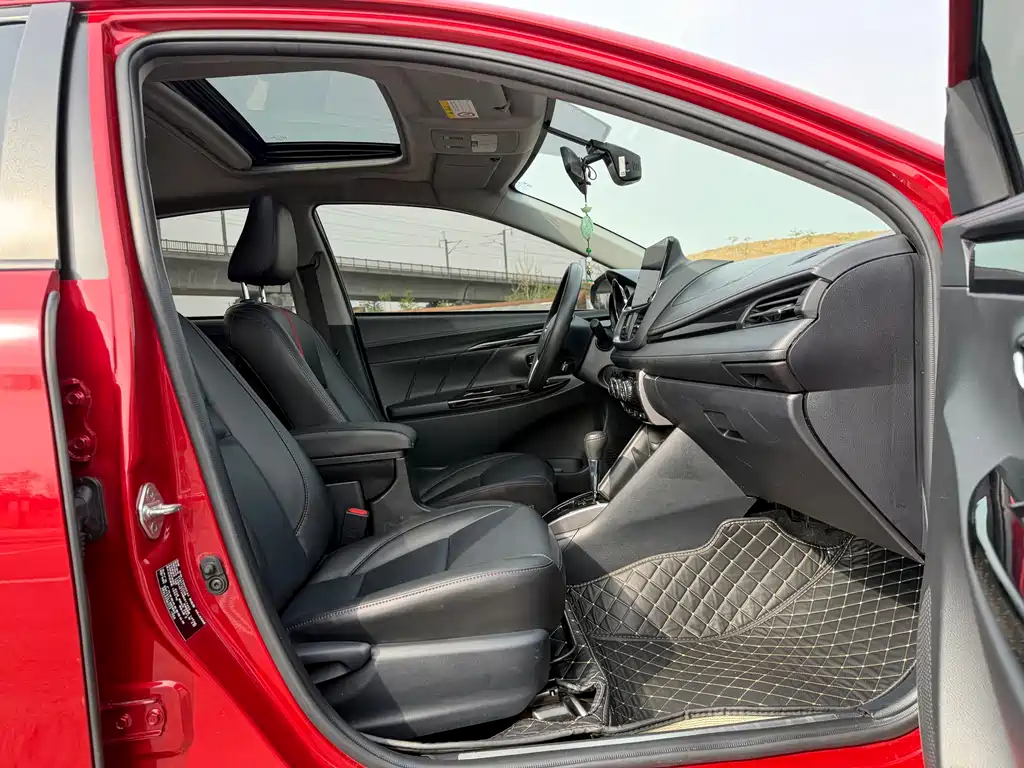 YARiS L Zhixuan 2021 1.5L CVT Deluxe Edition купить на сайте DeffCars