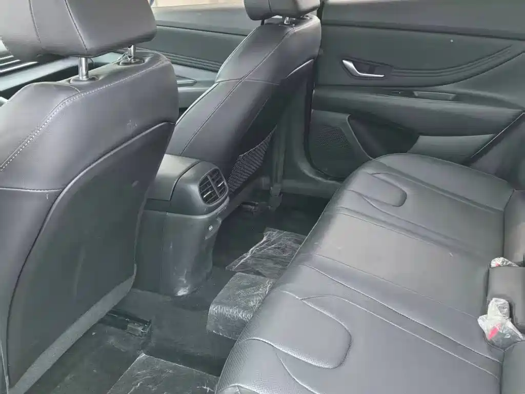 Elantra 2023 1.5L CVT LUX Premium Edition купить на сайте DeffCars