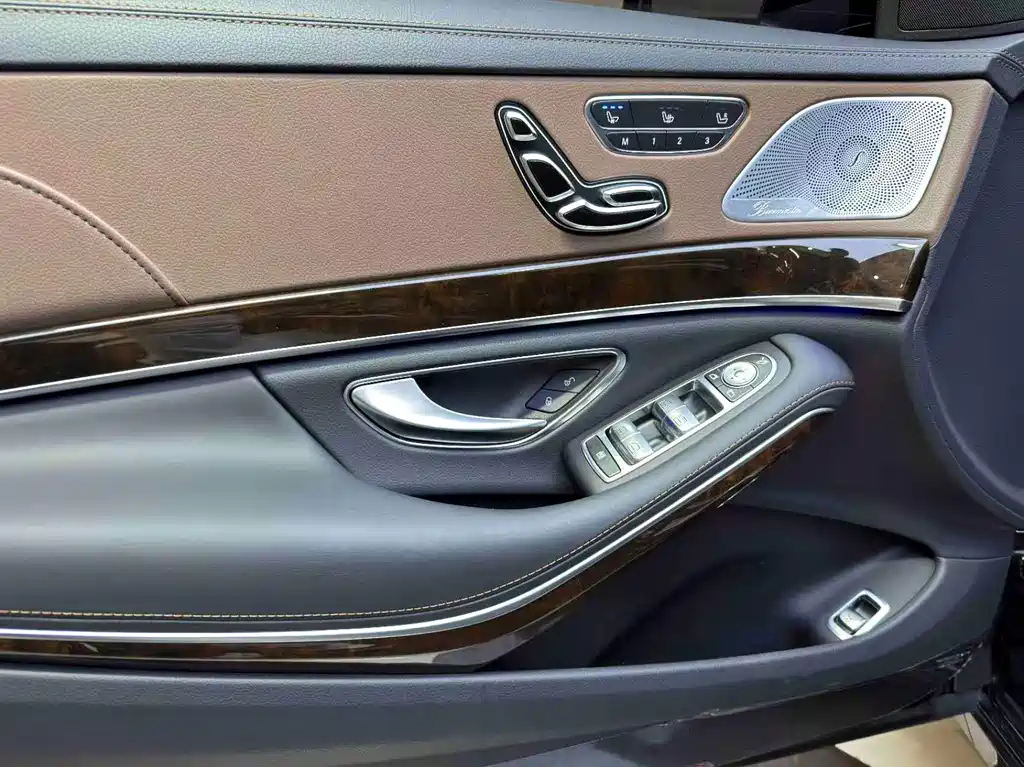 MAYBACH S-Class 2017 S 400 4MATIC купить на сайте DeffCars