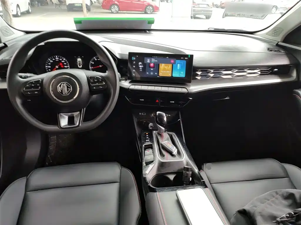 MG5 2021 facelift 180DVVT CVT Youth Deluxe Edition купить на сайте DeffCars
