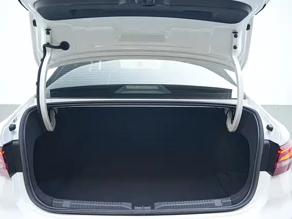 Lavida 2024 300TSI DSG Starry Sky Full Edition купить на сайте DeffCars