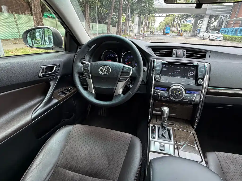 Ruizhi 2013 2.5V Sungrui Navigation Edition купить на сайте DeffCars