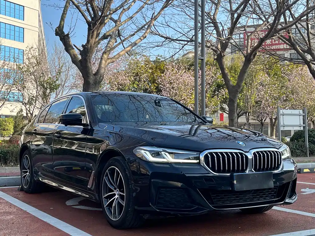 BMW 5 Series 2022 facelift 525Li M Sports Package купить на сайте DeffCars