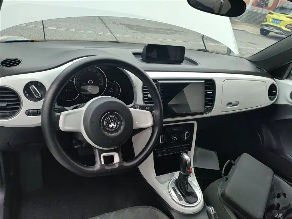 Beetle 2018 180TSI Yile Type купить на сайте DeffCars