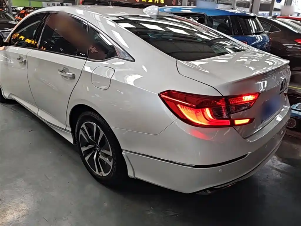 Accord 2018 Rui Hybrid 2.0L Rui Cool Edition National VI купить на сайте DeffCars