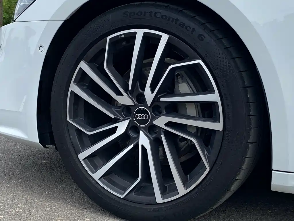 Audi A7 2024 45 TFSI Premium Selection купить на сайте DeffCars