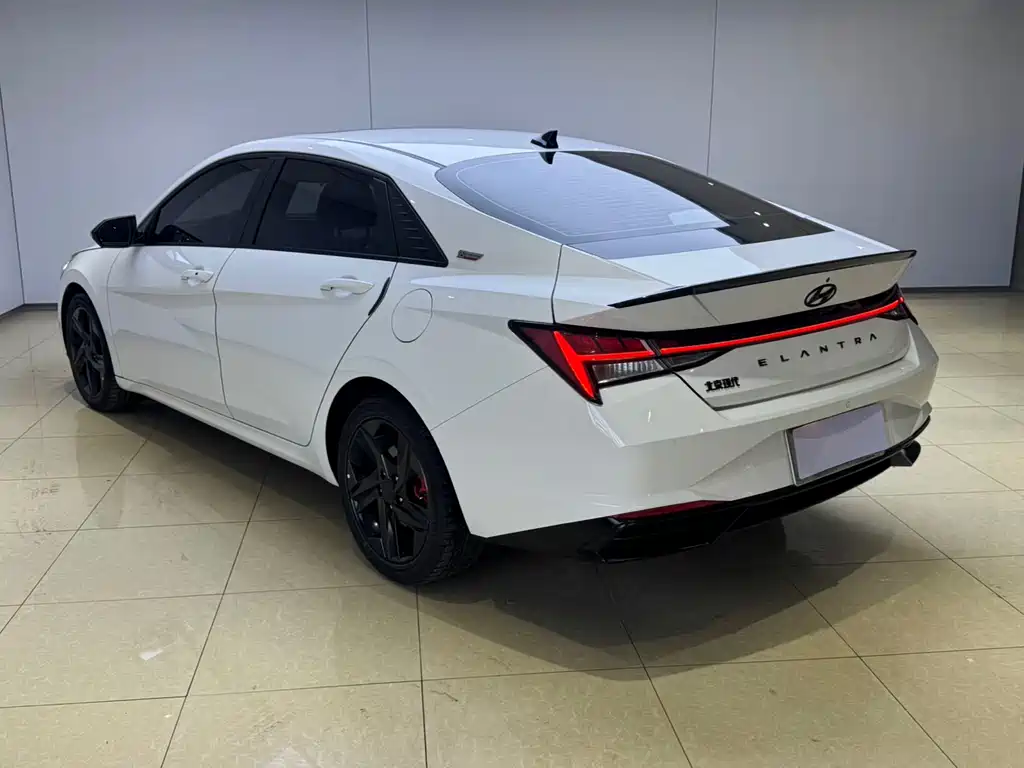 Elantra 2022 1.5L CVT 20th anniversary model купить на сайте DeffCars