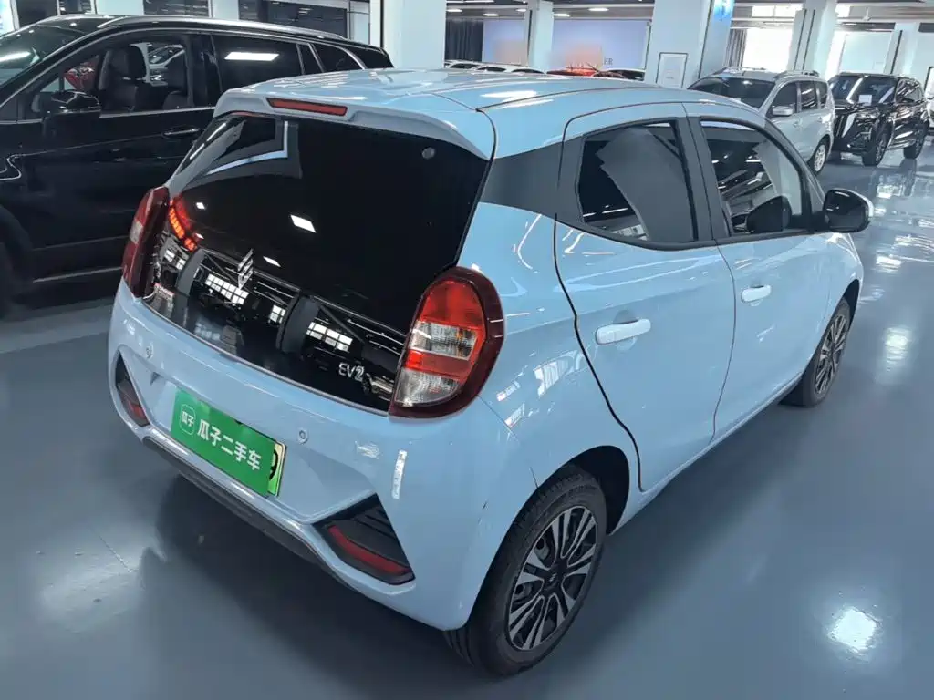 Yizhi EV2 2024 model 201km comfort model купить на сайте DeffCars