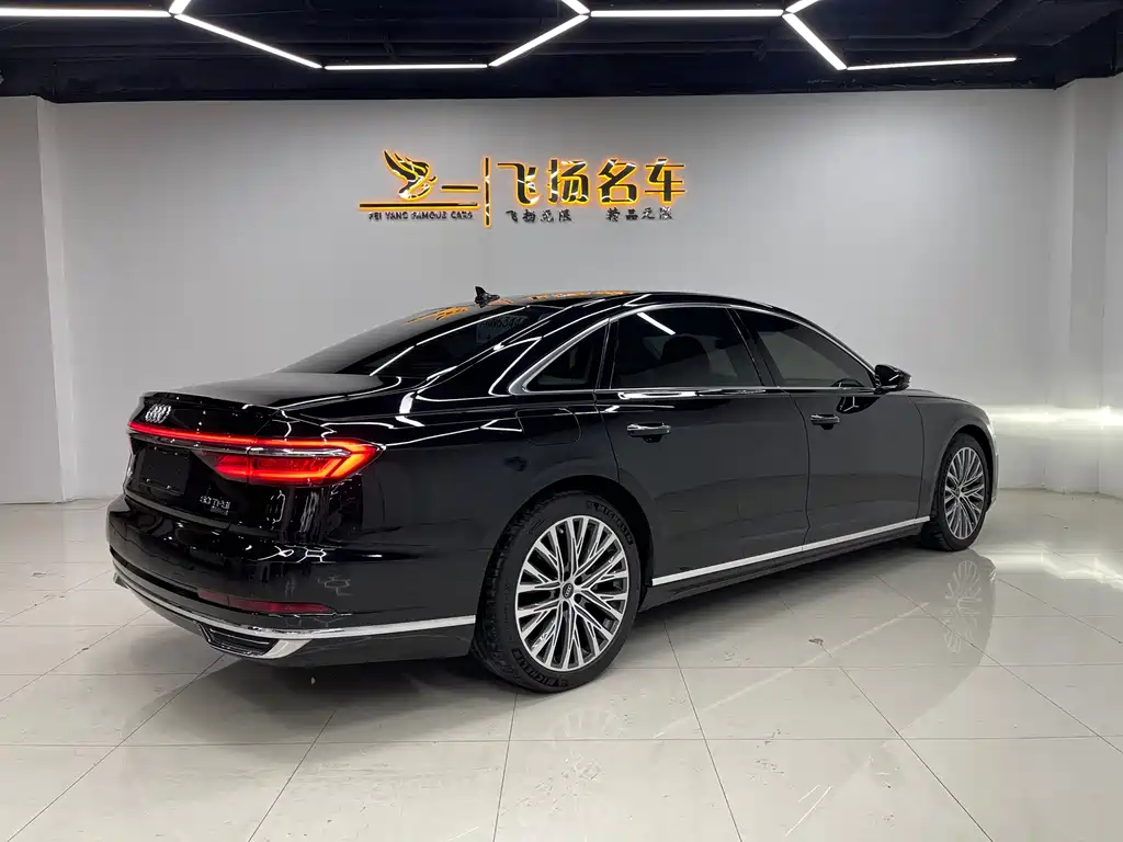 Audi A8 2022 A8L 50 TFSI quattro Comfort Collection Edition купить на сайте DeffCars
