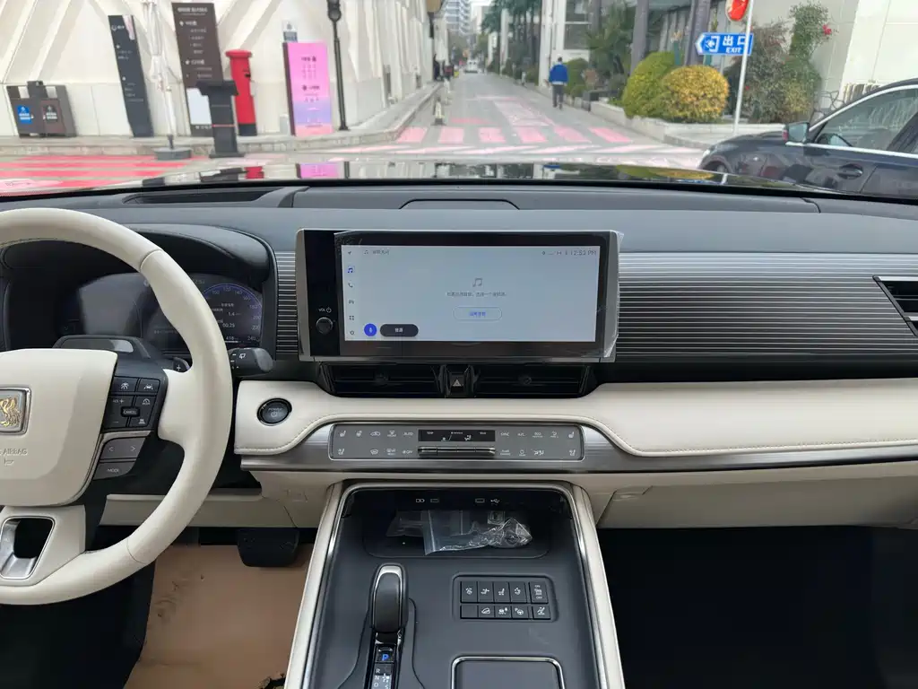 Shiji 2024 3.5L PHEV Basic Edition купить на сайте DeffCars