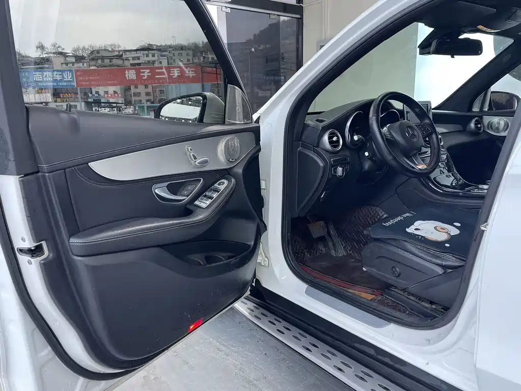 Mercedes-Benz GLC 2017 GLC 200 4MATIC купить на сайте DeffCars