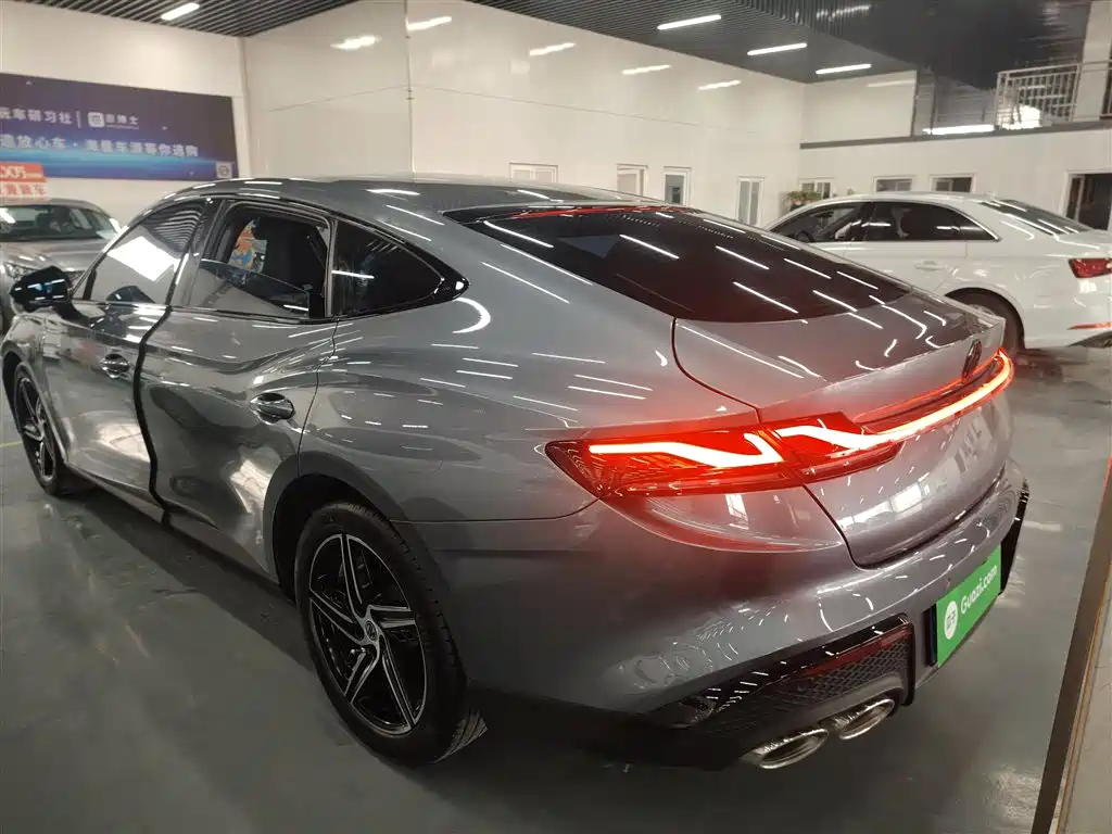 MG7 2023 1.5T DCT Ultimate Deluxe Edition купить на сайте DeffCars