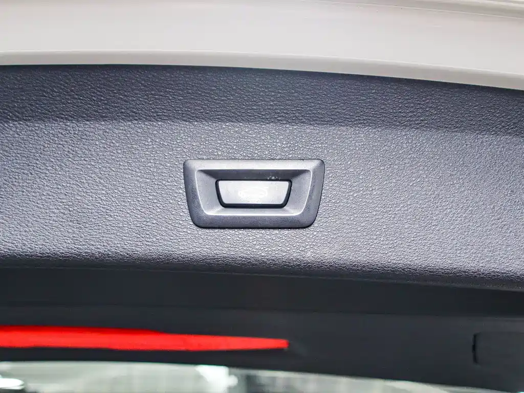 BMW X1 2022 sDrive20Li Fashion Model купить на сайте DeffCars