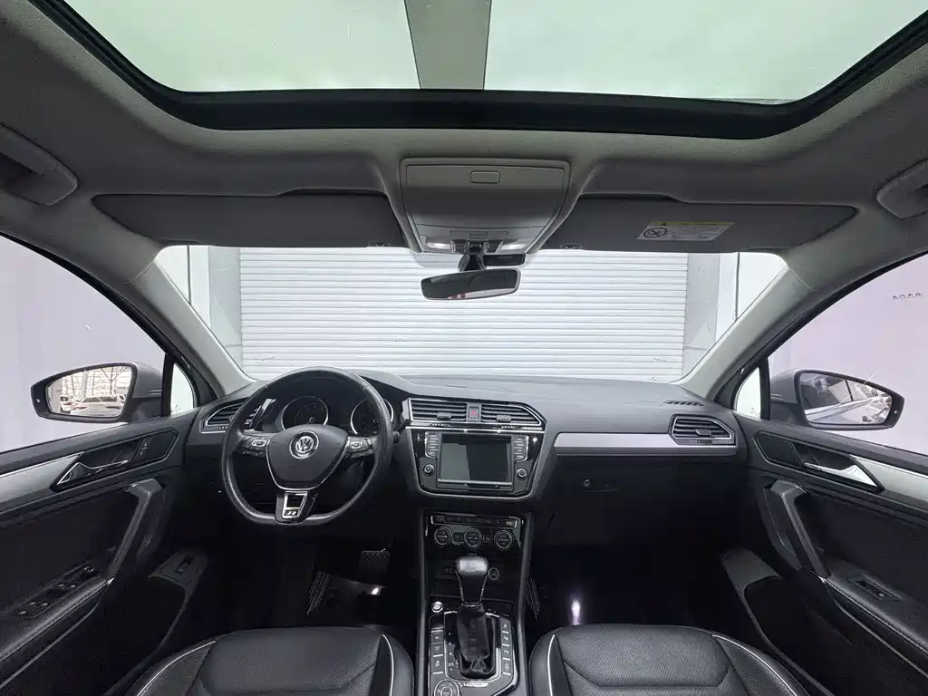 Tiguan L 2017 380TSI automatic four-wheel drive flagship version купить на сайте DeffCars
