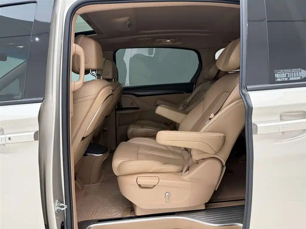 Buick GL8 2021 ES Lu Zun 653T Exclusive model купить на сайте DeffCars