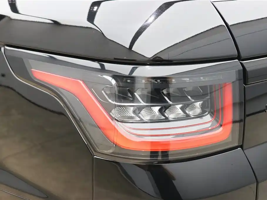Range Rover Sport 2021 3.0 L6 Black Edition купить на сайте DeffCars