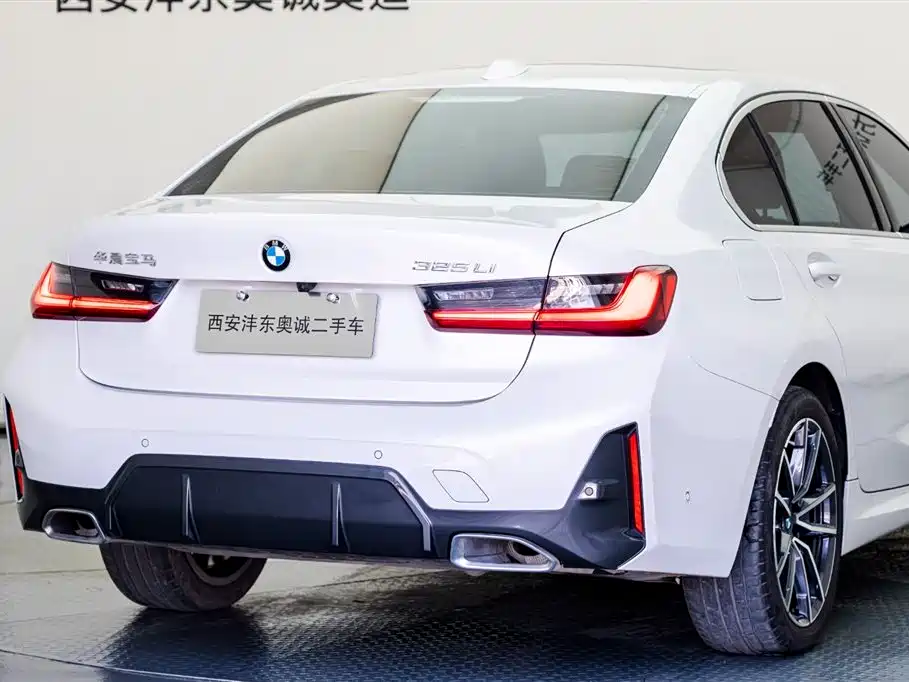 BMW 3 Series 2023 325i M Sports Package купить на сайте DeffCars