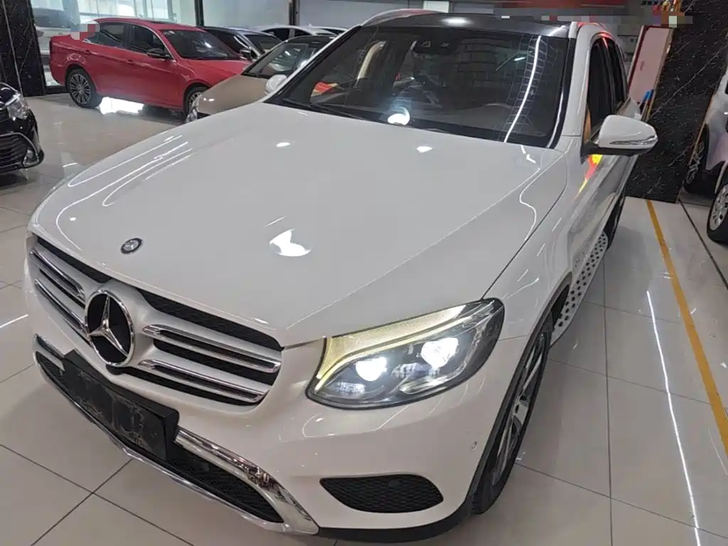 Mercedes GLC 2016 300 4MATIC Dynamic купить на сайте DeffCars