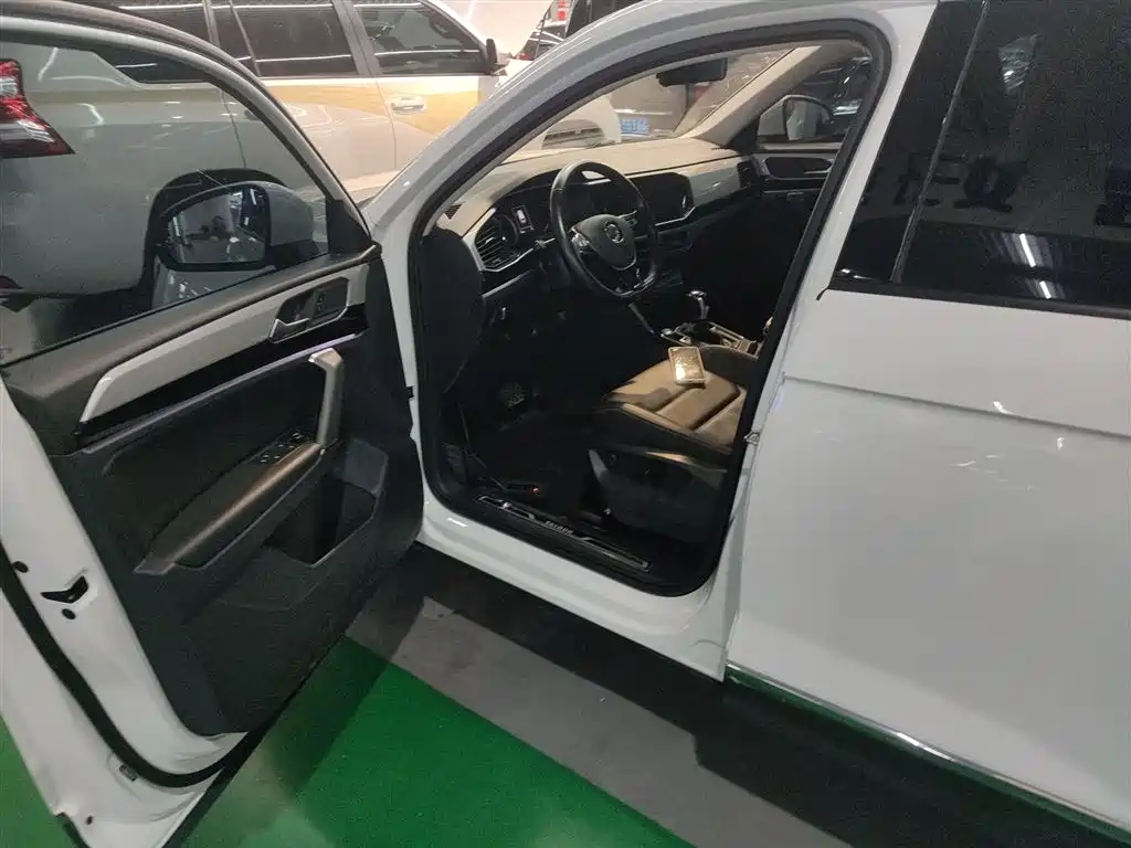 Tanyue 2020 280TSI two-wheel drive luxury intelligent version купить на сайте DeffCars
