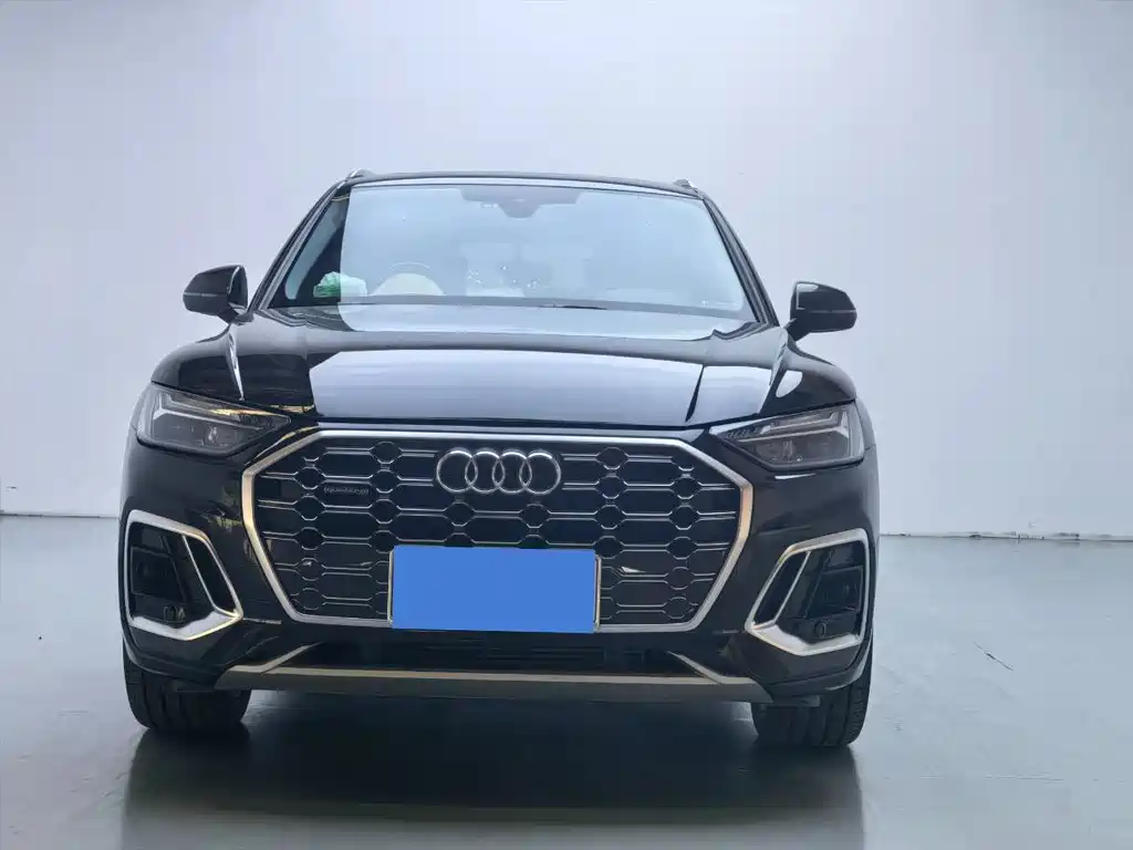 Audi Q5L 2022 45T luxury and dynamic model купить на сайте DeffCars