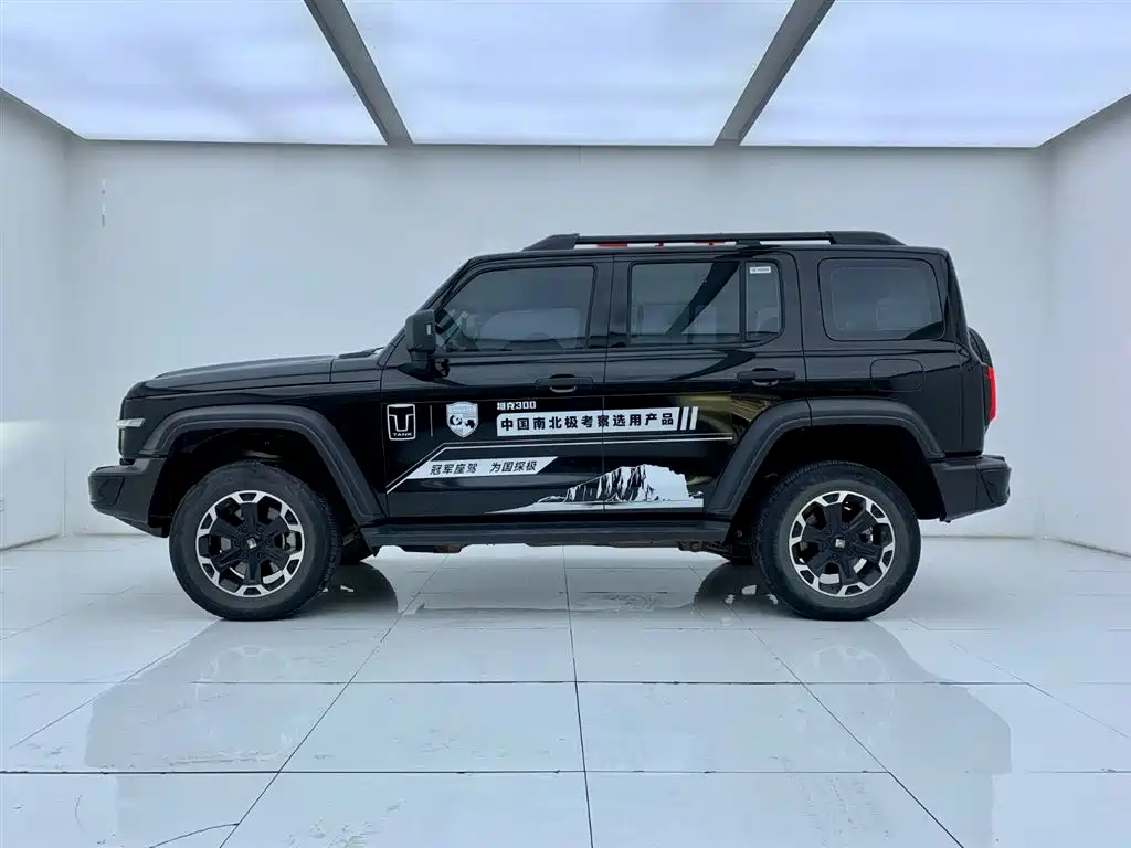 Tank 300 New Energy 2025 Hi4-T 37.1kWh купить на сайте DeffCars