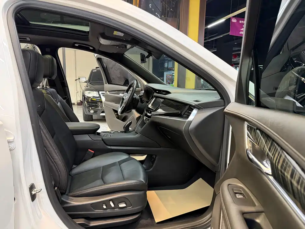 Cadillac XT6 2020 28T six-seat four-wheel drive luxury model купить на сайте DeffCars