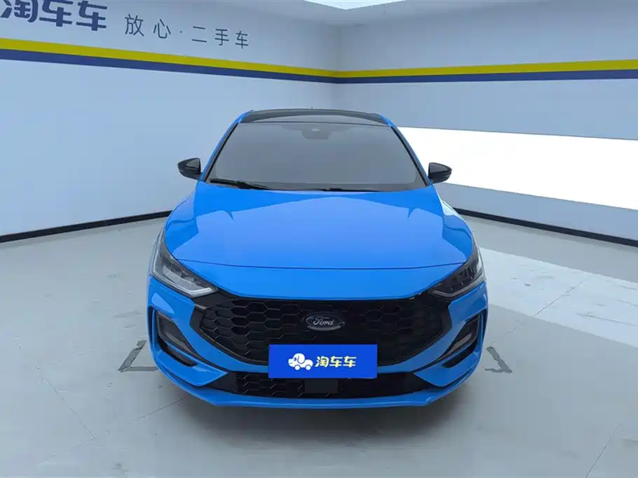 Focus 2022 Sedan EcoBoost 180 Automatic ST Line купить на сайте DeffCars