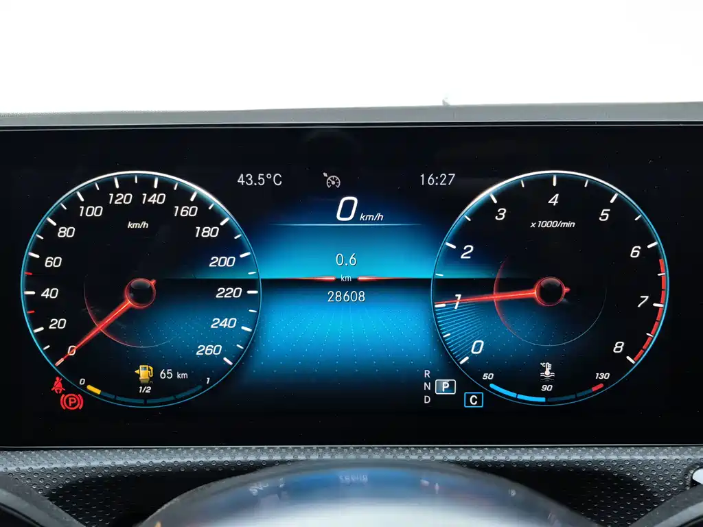 Mercedes-Benz A-Class 2022 Facelift A 200 L Sports Sedan Fashion купить на сайте DeffCars