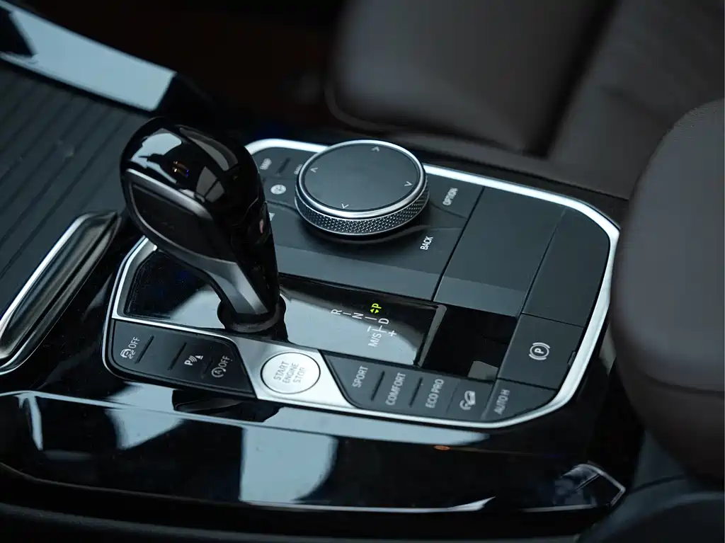 BMW X3 2022 facelift xDrive25i M sports package купить на сайте DeffCars